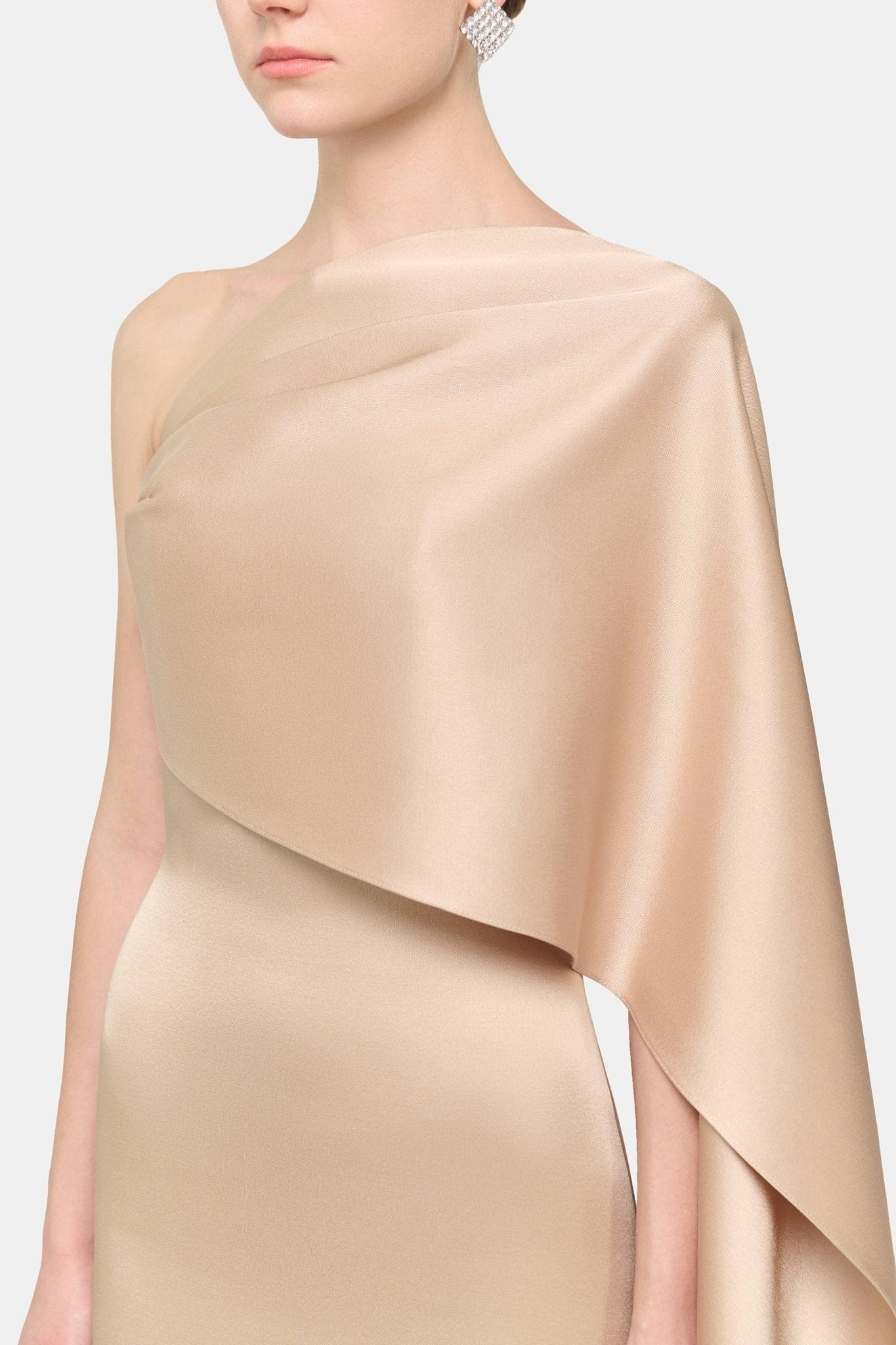Virtus Dress - Image 5