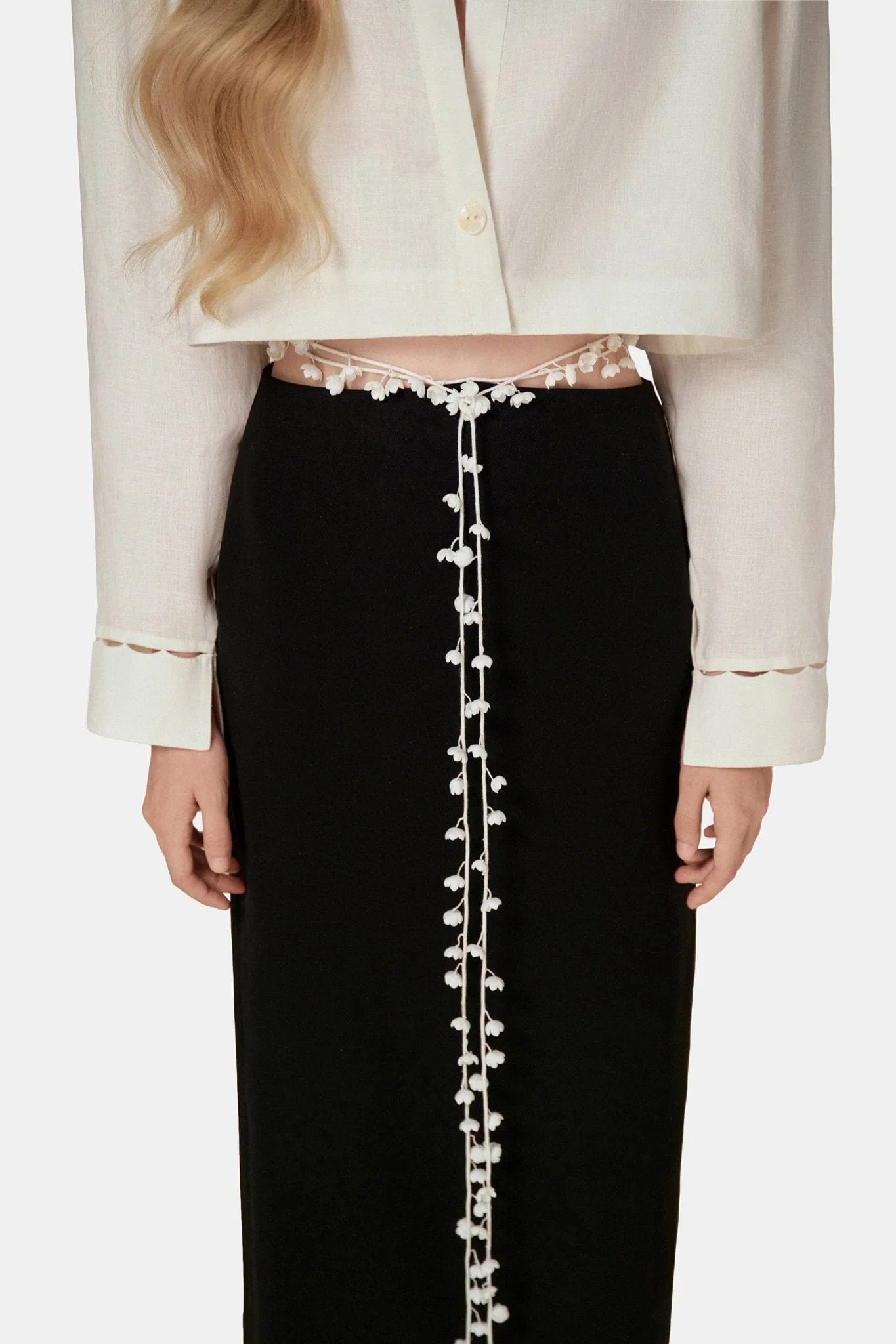 White Convallaria Black Skirt - Image 5