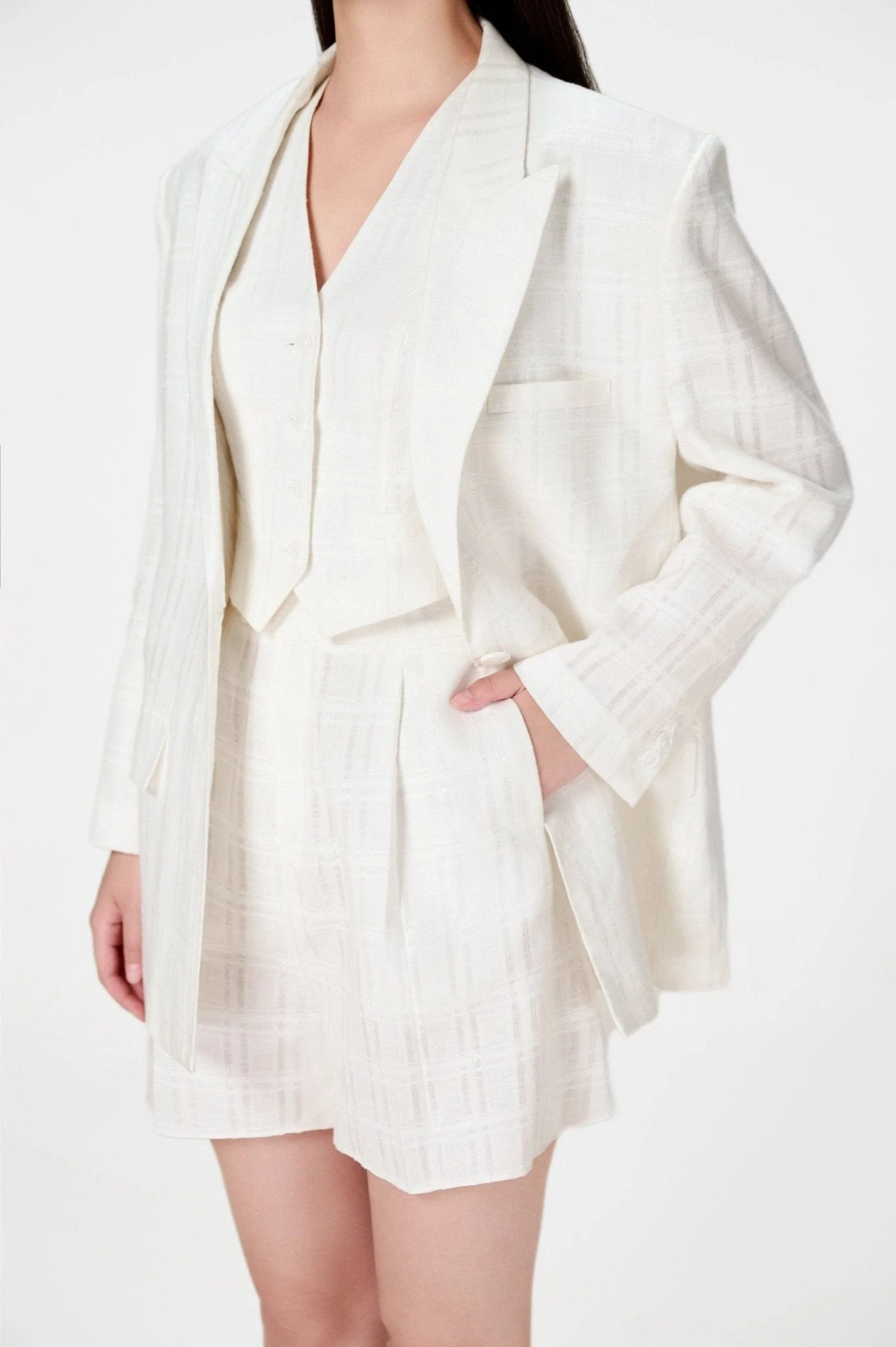 White Linen Blazer - Image 6