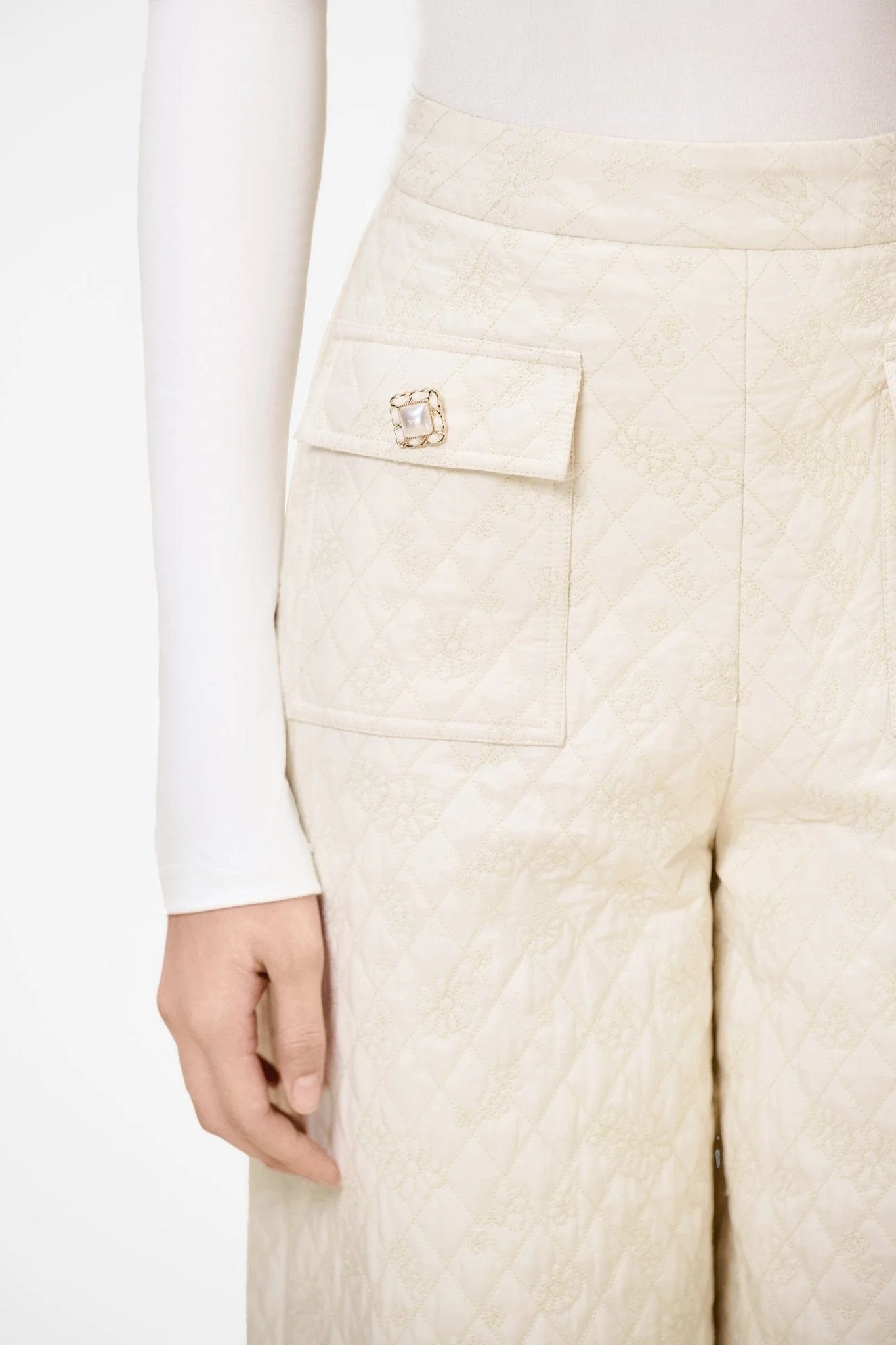 Cream Quilted Trousers - Image 5